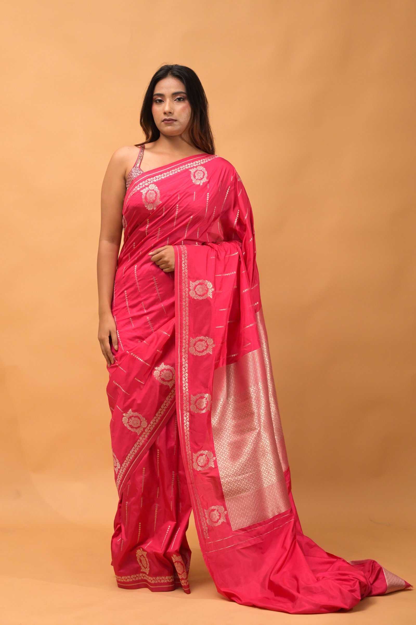 Woven Fuchsia  Pink Silk Saree with Zari Detailing